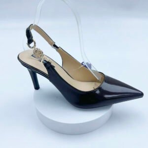 high-heeled shoes