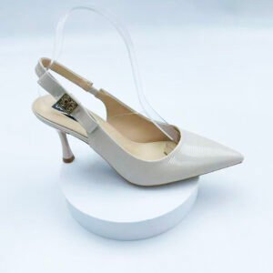 high-heeled shoes