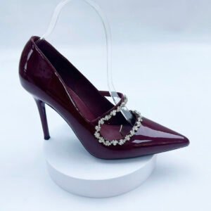 high-heeled shoes