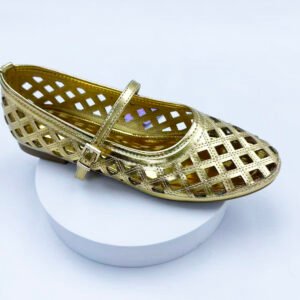 flat shoes