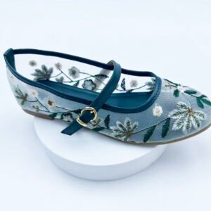 flat shoes
