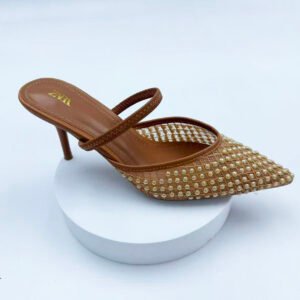 high-heeled shoes