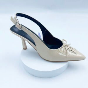 high-heeled shoes