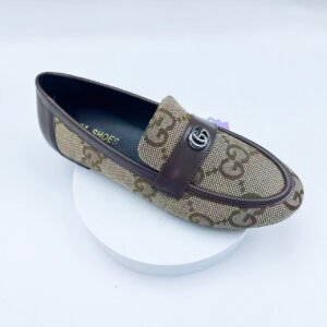 flat shoes